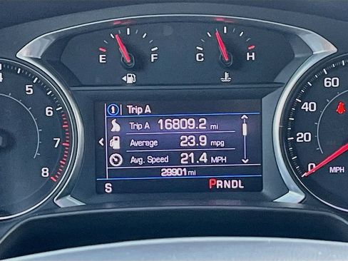 Used 2022 Chevrolet Blazer LT FWD image 12