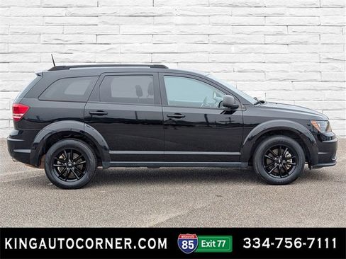 Used 2020 Dodge Journey SE w/ Blacktop Package image 4