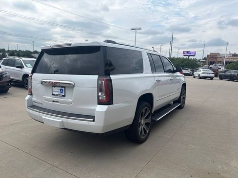 Used 2017 GMC Yukon XL Denali w/ Open Road Package AWD/4WD image 5