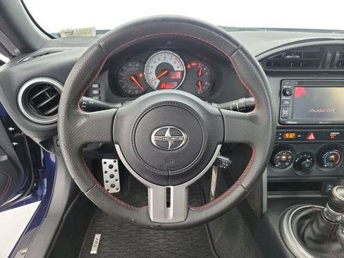 Used 2015 Scion FR-S RWD image 17