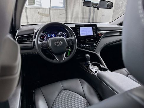 Certified 2023 Toyota Camry SE w/ Cold Weather Package image 19