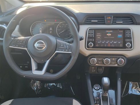 Certified 2021 Nissan Versa SV image 13