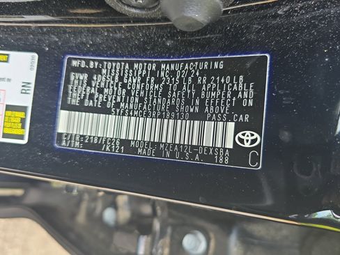 Used 2024 Toyota Corolla SE FWD image 32
