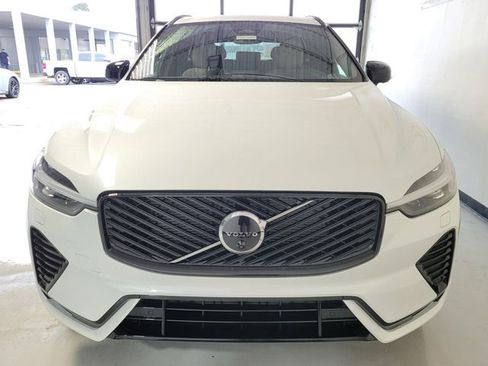 New 2026 Volvo XC60 B5 Plus w/ Protection Package Premier image 4