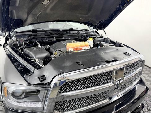 Used 2015 RAM 1500 Laramie Limited image 23