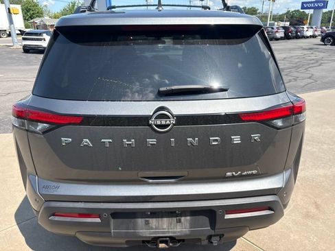 Used 2022 Nissan Pathfinder SV w/ SV Premium Package AWD/4WD image 7