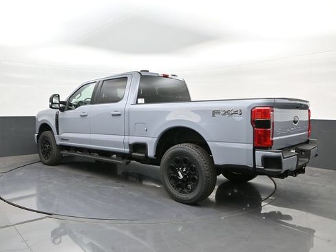 New 2026 Ford F250 Lariat w/ Black Appearance Package AWD/4WD image 5
