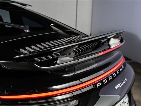 Certified 2025 Porsche 911 Turbo AWD/4WD image 34