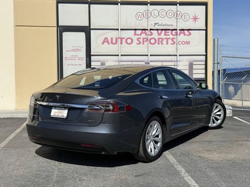 Used 2018 Tesla Model S 75D AWD/4WD image 7