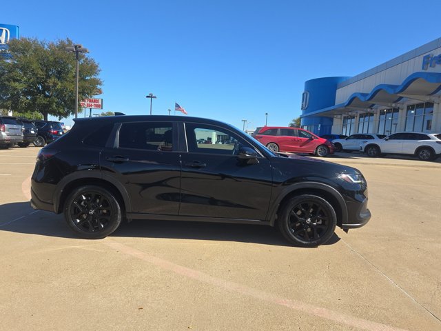 Used 2025 Honda HR-V Sport image 4