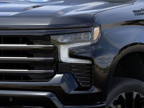 New 2026 Chevrolet Silverado 1500 High Country w/ Midnight Edition AWD/4WD image 10