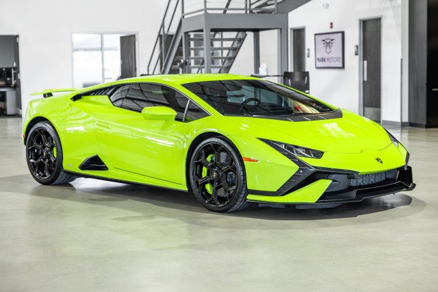 Used 2023 Lamborghini Huracan Tecnica RWD image 8