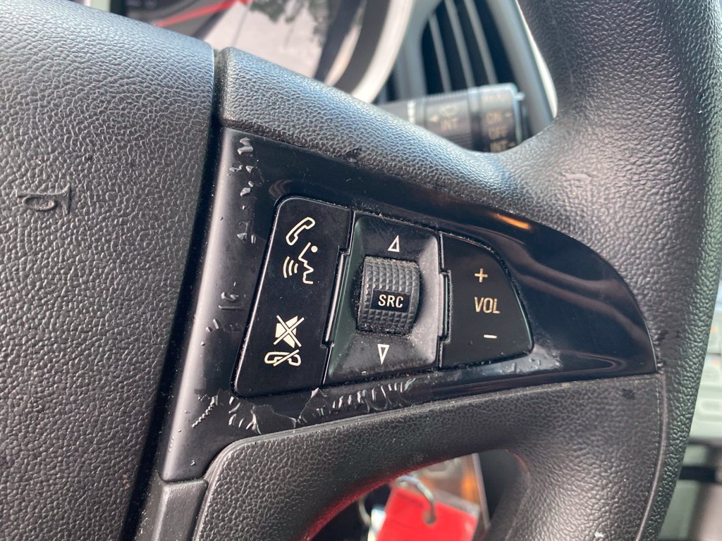 Used 2013 Chevrolet Equinox LS FWD image 24