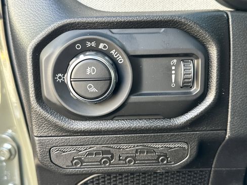 New 2026 Jeep Gladiator Sport image 11