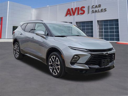 Used 2025 Chevrolet Blazer RS image 9