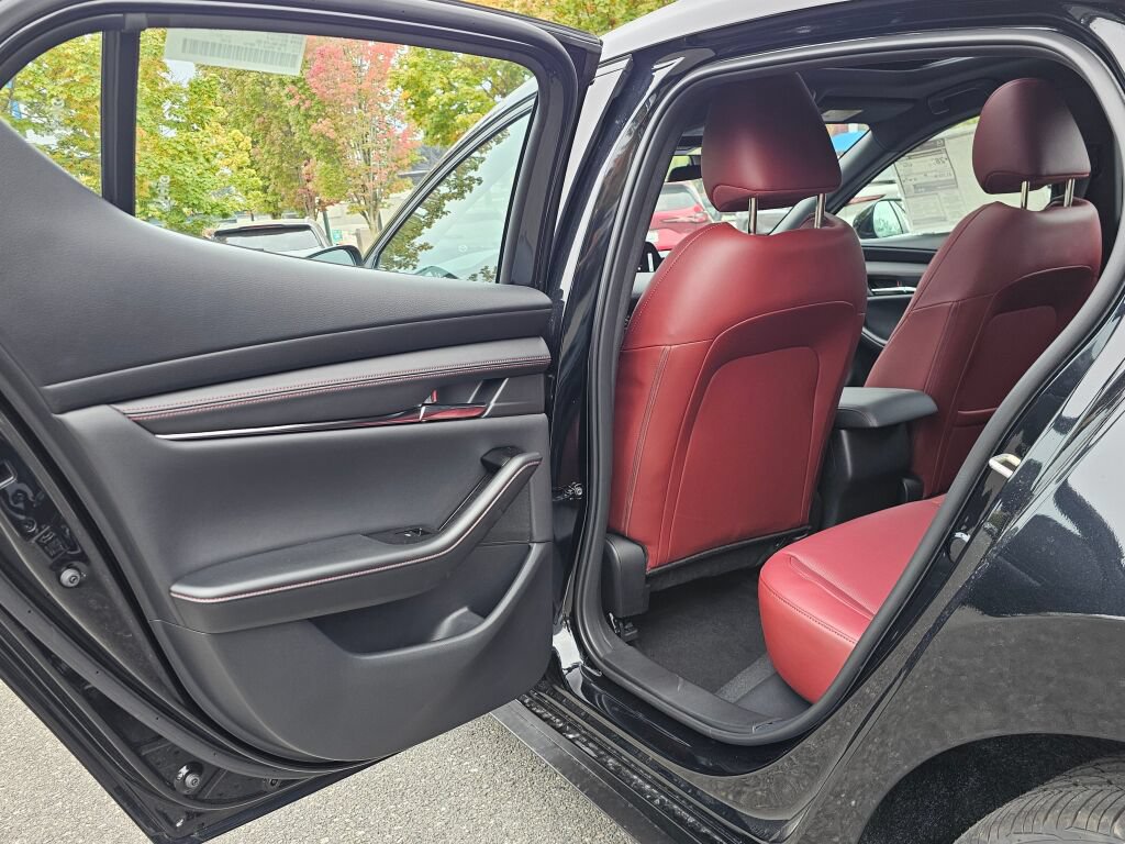 New 2026 MAZDA MAZDA3 Carbon AWD/4WD image 26