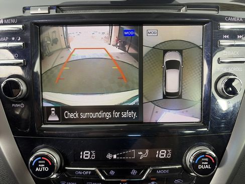 Used 2023 Nissan Murano Platinum AWD/4WD image 21