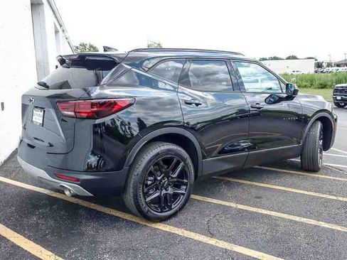 New 2026 Chevrolet Blazer LT w/ Convenience Package FWD image 6