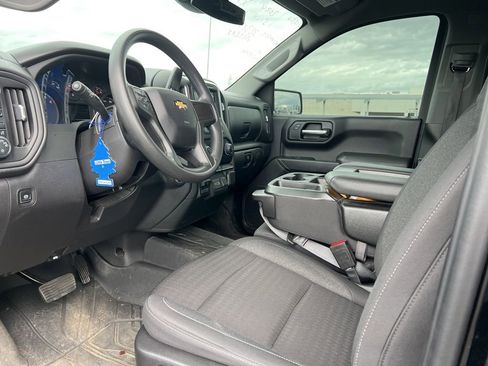 Certified 2024 Chevrolet Silverado 1500 Custom w/ Turbomax Blackout Package image 12