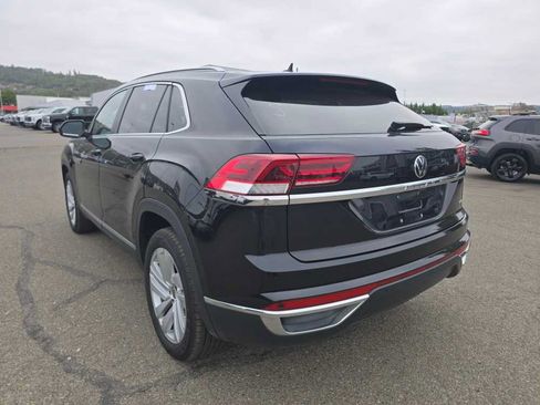 Used 2021 Volkswagen Atlas Cross Sport SEL AWD/4WD image 2