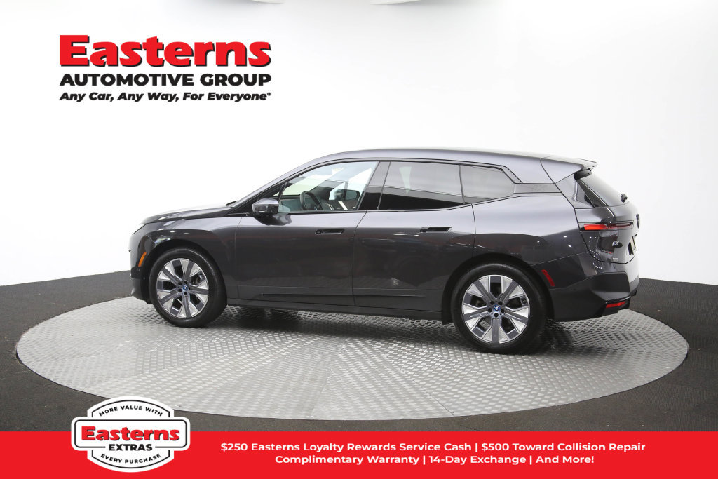 Used 2024 BMW iX xDrive50 AWD/4WD image 62