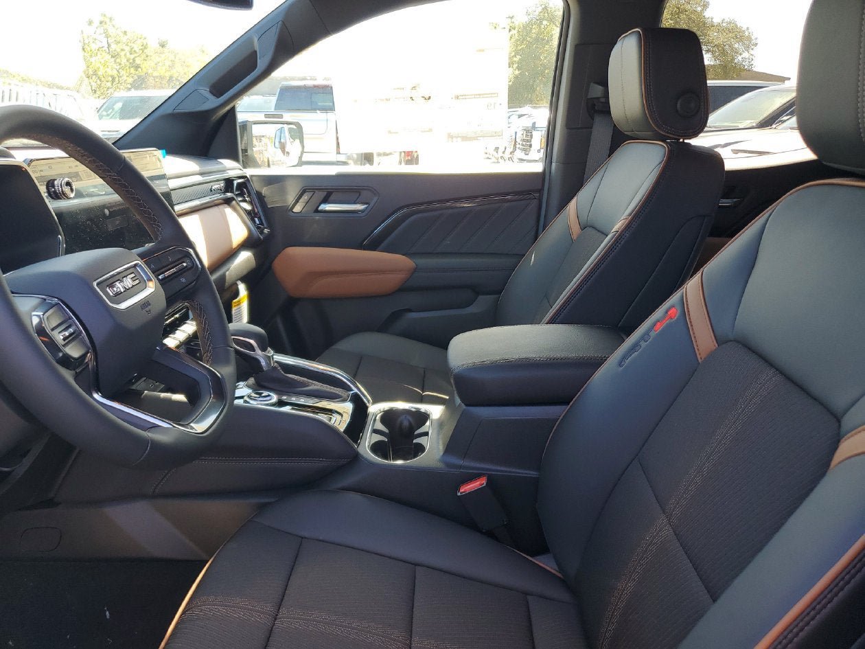 New 2026 GMC Canyon AT4 AWD/4WD image 19