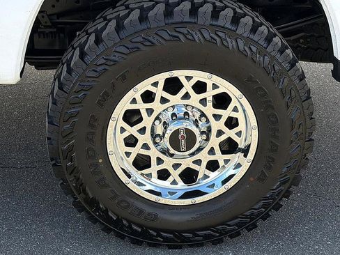 Used 2023 Ford F250 XLT w/ FX4 Off-Road Package image 7