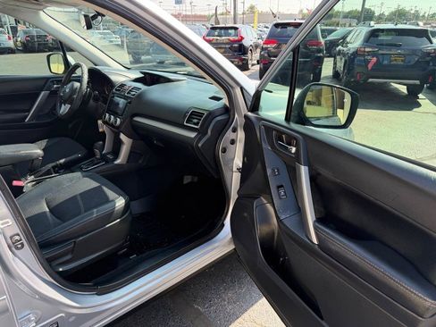 Used 2018 Subaru Forester 2.0XT Premium AWD/4WD image 9