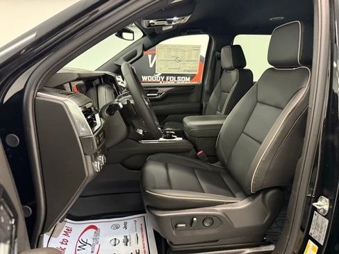 New 2026 GMC Yukon XL Elevation w/ LPO, Floor Liner Package image 12