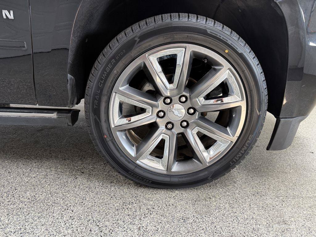 Used 2017 Chevrolet Suburban Premier AWD/4WD image 51