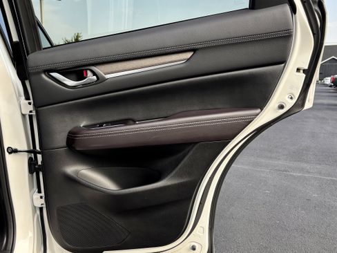 Certified 2025 MAZDA CX-5 Signature image 14
