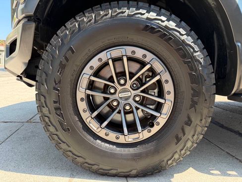 Used 2019 Ford F150 Raptor w/ Equipment Group 802A Luxury AWD/4WD image 20
