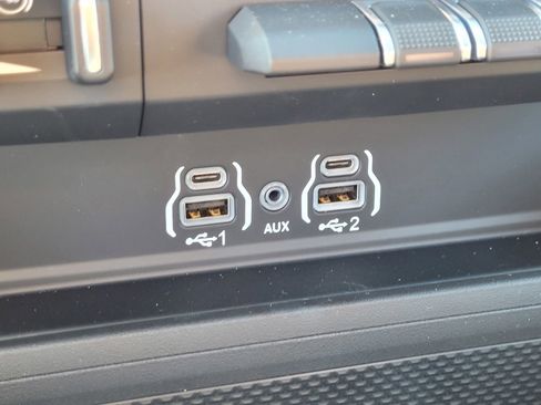 New 2026 RAM 2500 Big Horn AWD/4WD image 17