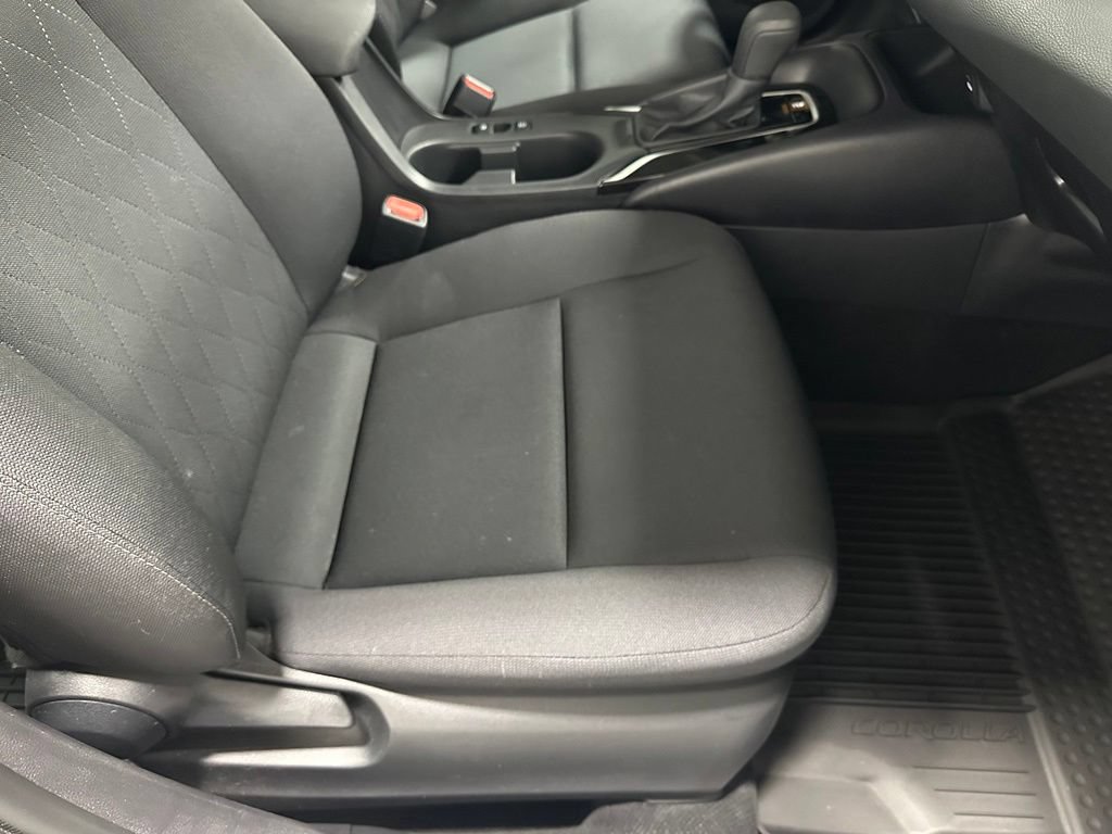 Used 2026 Toyota Corolla LE FWD image 56
