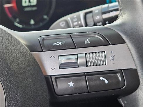 Certified 2025 Hyundai Tucson SEL image 16