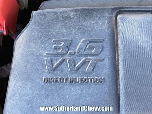 Used 2011 Chevrolet Traverse LT w/ Personal Connectivity Package FWD image 45