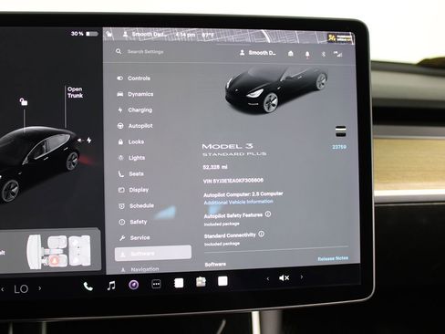 Used 2019 Tesla Model 3 Standard Range Plus image 9