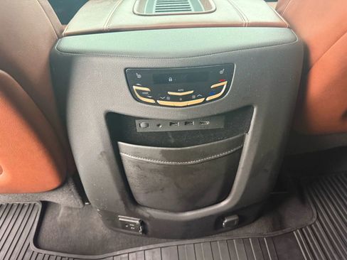 Used 2019 Cadillac Escalade Luxury image 44