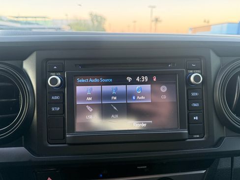 Used 2016 Toyota Tacoma SR5 image 18