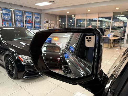 Used 2021 Cadillac Escalade ESV Sport Platinum image 40