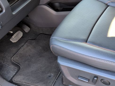 Used 2026 Ford F450 Lariat image 17