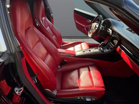 Used 2016 Porsche 911 Targa 4S image 17