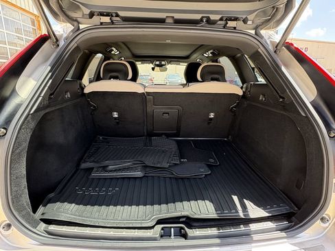 Used 2026 Volvo XC60 B5 Plus AWD/4WD image 28