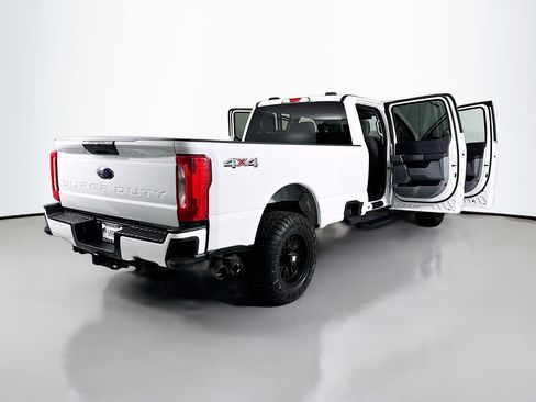 Used 2023 Ford F350 XLT image 23