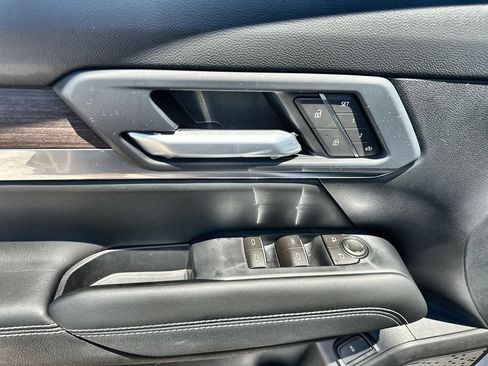 New 2026 GMC Terrain Denali AWD/4WD image 22