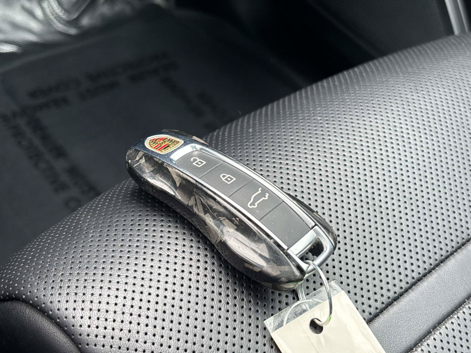 Used 2020 Porsche Cayenne Turbo AWD/4WD image 29