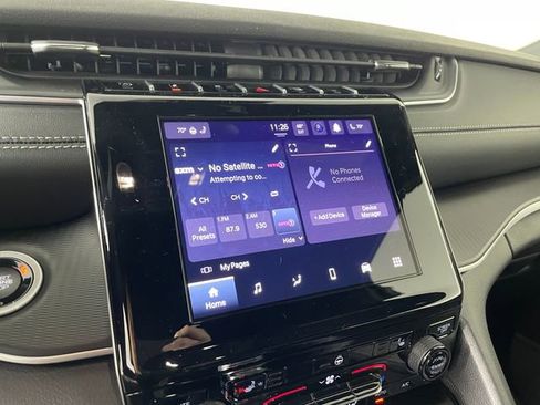 New 2025 Jeep Grand Cherokee L Laredo AWD/4WD image 4