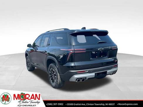 Certified 2025 Chevrolet Traverse Z71 w/ Enhanced Driving Package AWD/4WD image 4