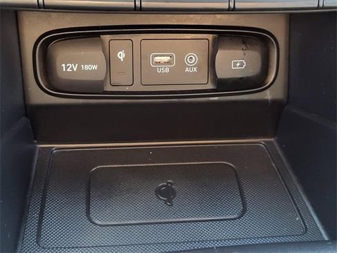 Used 2020 Hyundai Santa Fe Limited image 27