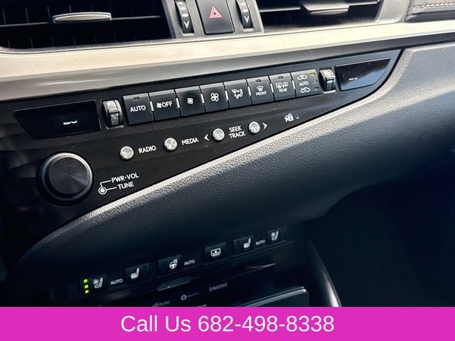 Used 2020 Lexus ES 350 Ultra Luxury w/ Accessory Package 2 FWD image 26
